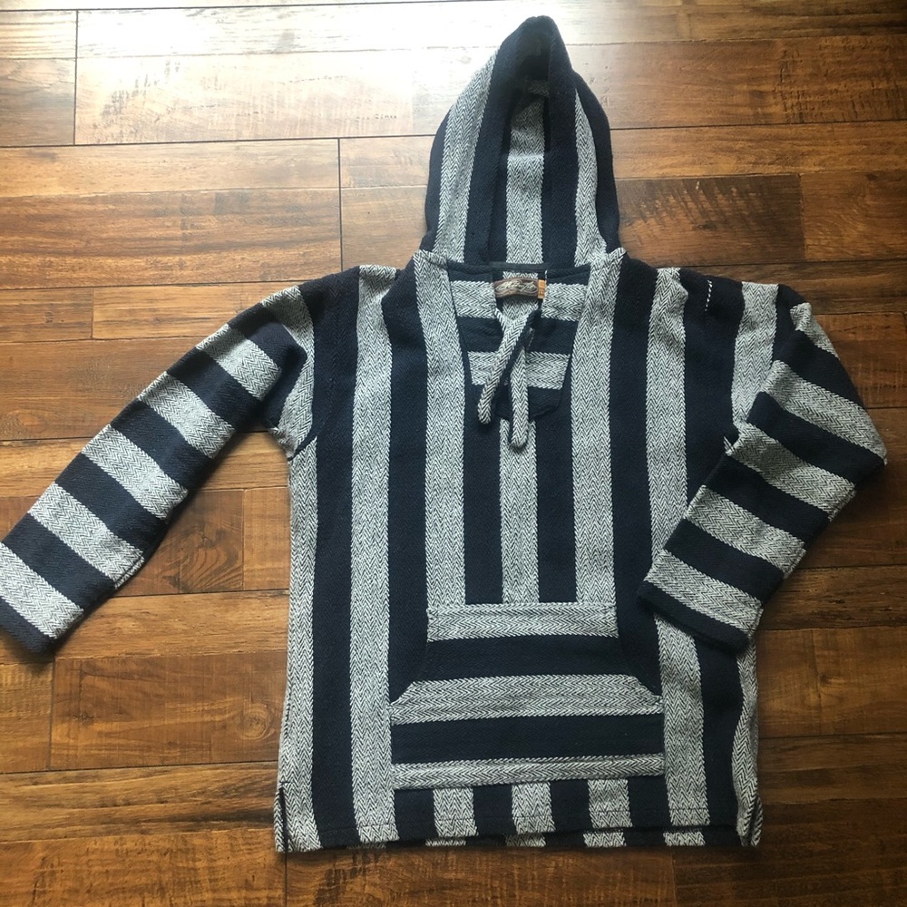Youth Retrofit hooded Poncho in size XXL